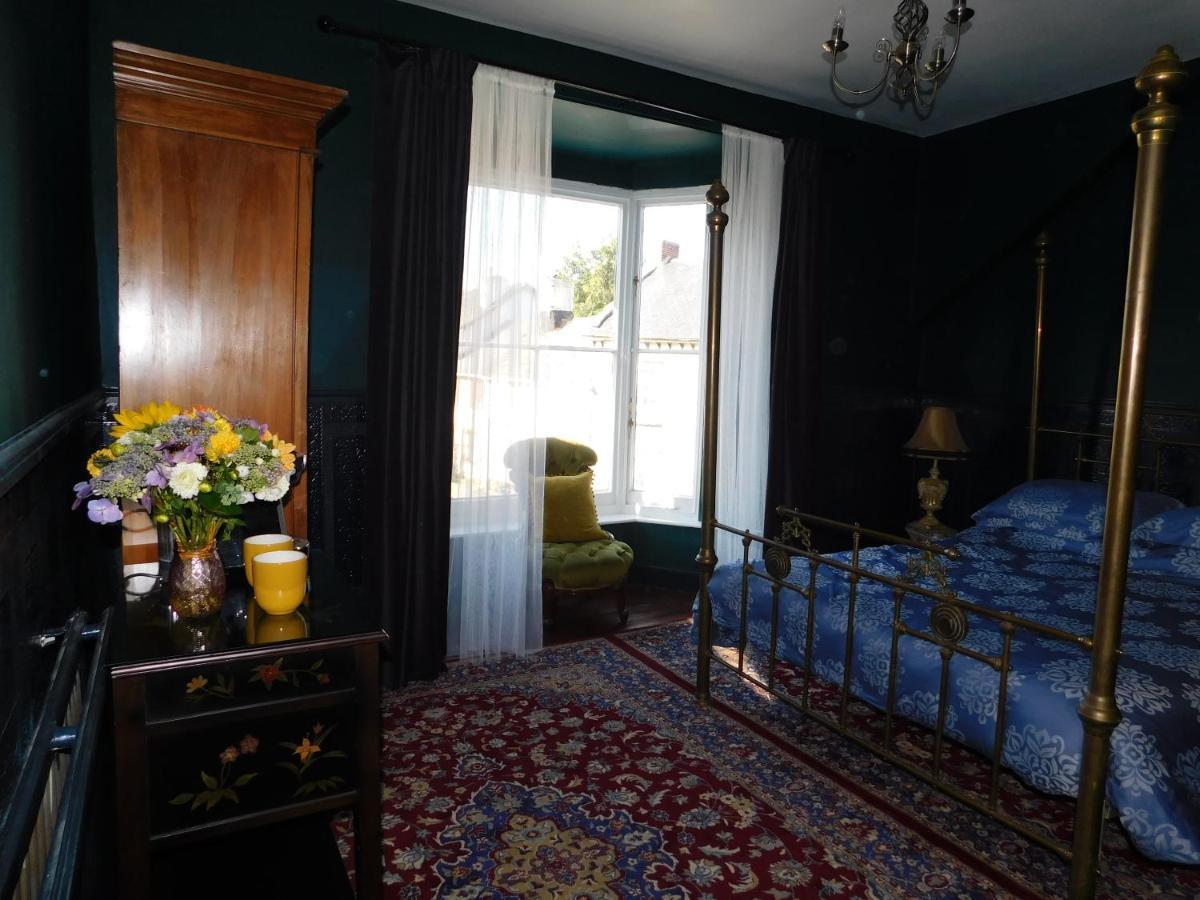 The Bear Bread Bakery B&B, Ensuite Rooms Above The Bakery, Colyton Kültér fotó