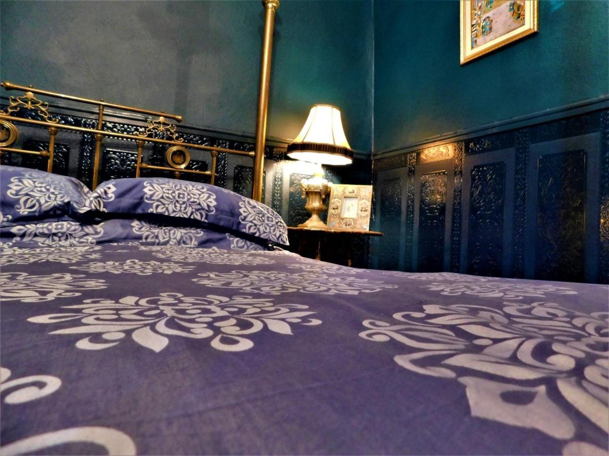 The Bear Bread Bakery B&B, Ensuite Rooms Above The Bakery, Colyton Kültér fotó